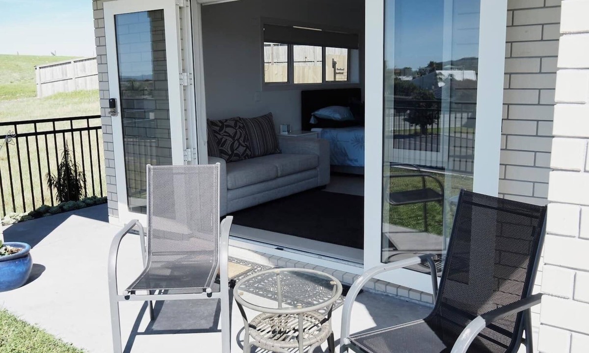 Coastlands Apartment | Paradise on the Sand