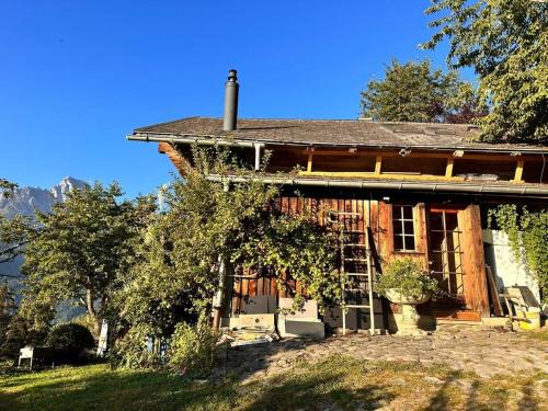 Rougemont Ski Chalet | Paradise View - 5 BR Gstaad Paradise View Chalet with Outdoor Jacuzzi