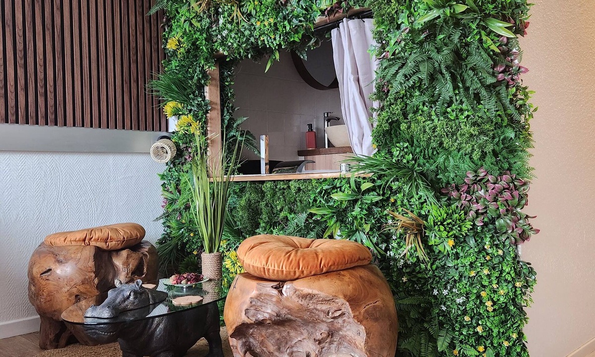 Carquefou Apartment | Paradiseroom44 studio perfect for a romantic getaway