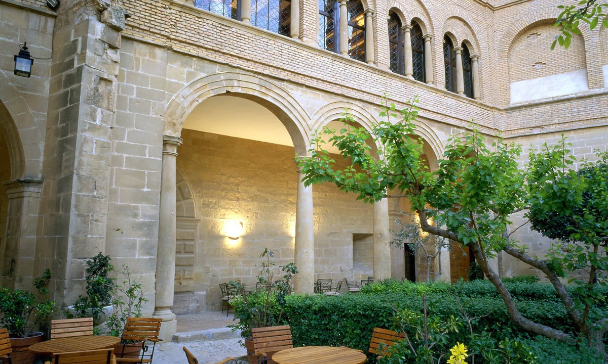 Alcaniz Hotel | Parador De Alcañiz