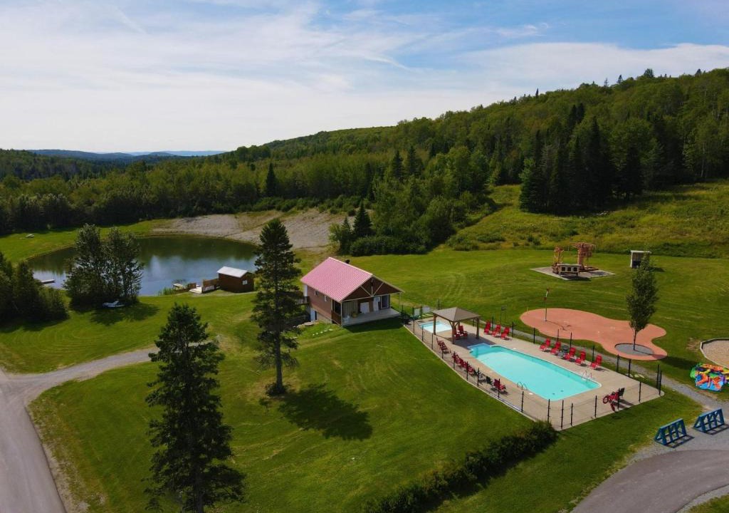Saint-Honore-de-Temiscouata Cabin | Parc du Mont-Citadelle