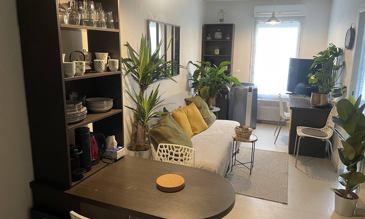 Costieres Apartment | Parc Cosy Arena