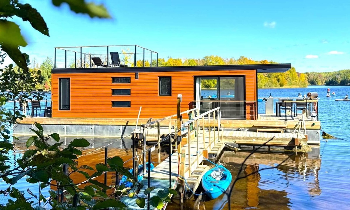 Mauricie House | Parc de l'île Melville 1 - Maison flottante