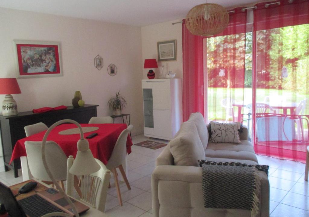 Saint-Agathon Apartment | parc de la dérobée