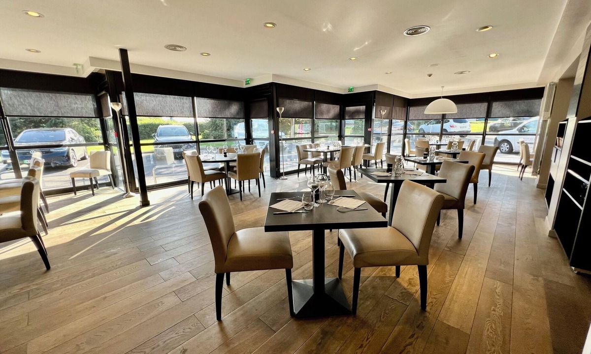 Carvin Hotel | Parc Hotel