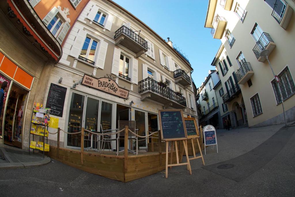 Locarno House | Pardo Bar