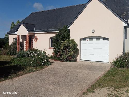 Aze House | parent aise