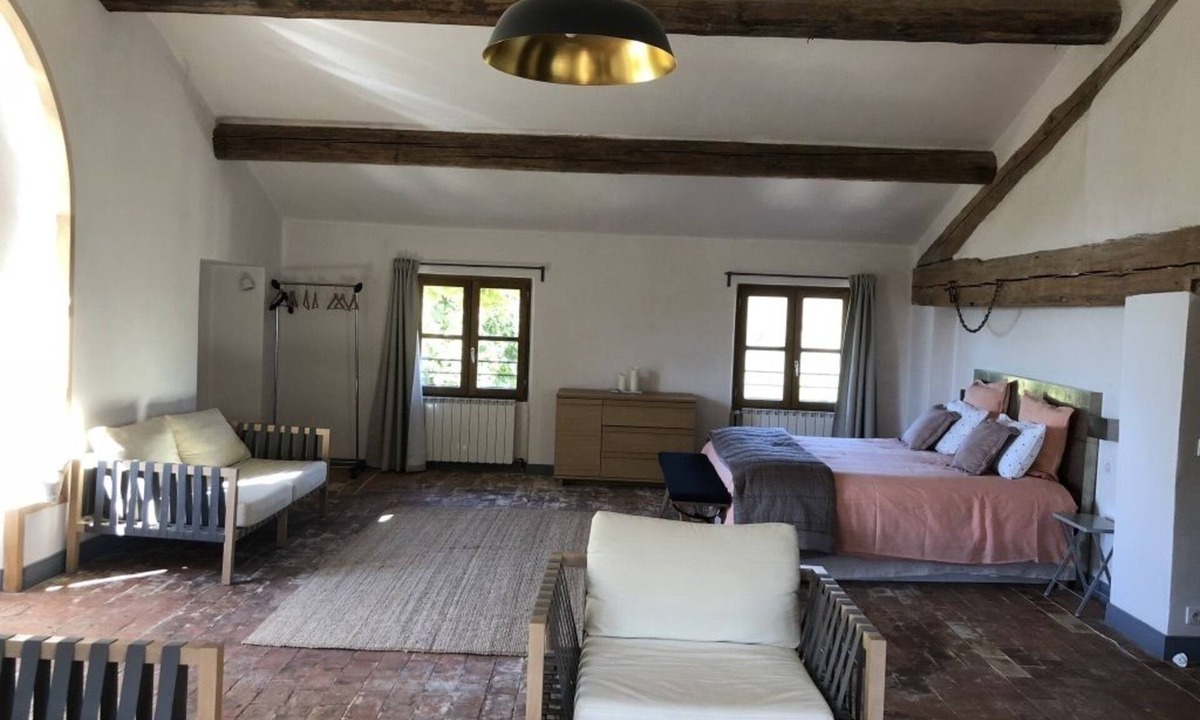 Rustrel Bed & Breakfast | Parenthèse En Luberon