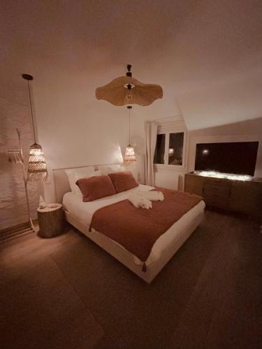 Pierrefonds House | Parenthèse entre forêt et château