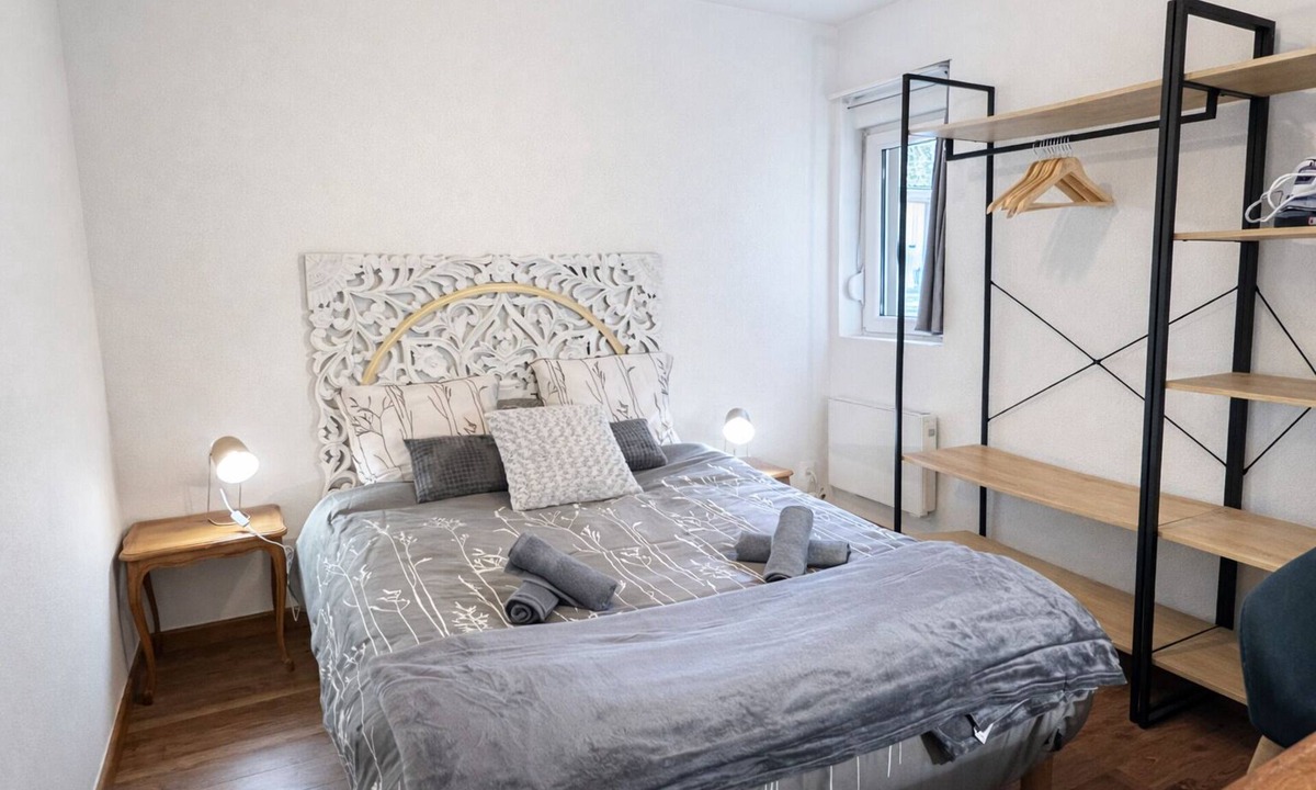Armentieres Apartment | Parenthèse Urbaine in Armentières