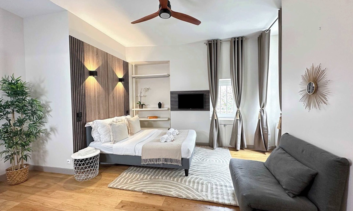 Saint-Thomas-d'Aquin Apartment | Paris 7th area - Ideal studio near Orsay & Louvre