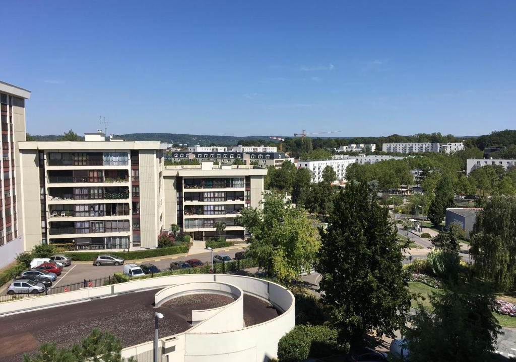 Les Mureaux Apartment | PARIS APARTMENT