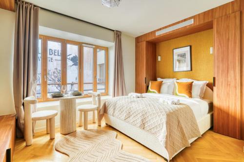 Saint-Vincent-de-Paul Apartment | Paris La Belle - Lafayette