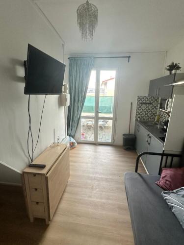 Aubervilliers Apartment | Paris - Metro à 5 minutes Studio ou 2 chambres