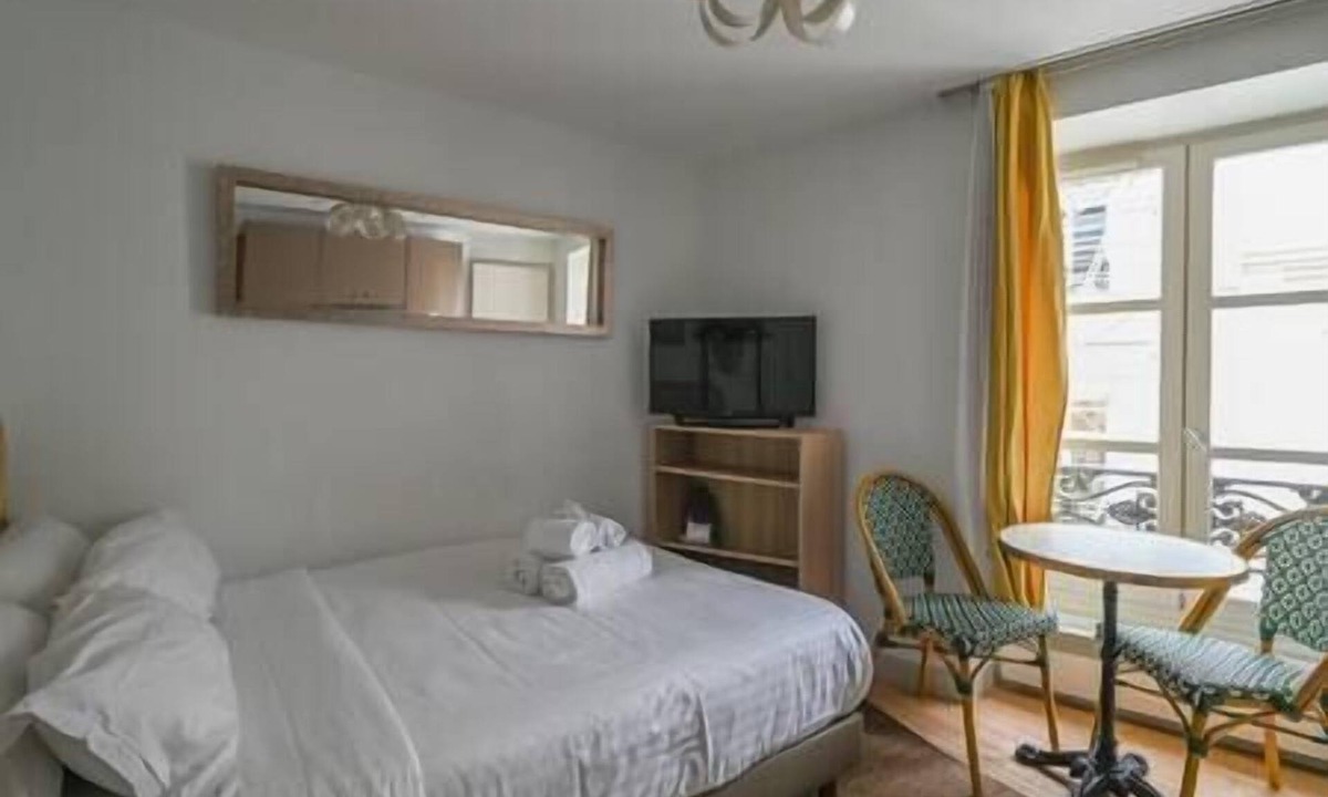 Gaillon Apartment | Paris, Opéra 4d.en Plein Coeur de la Paris