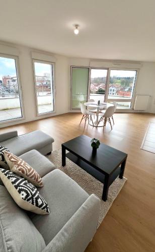 Villemomble Apartment | Paris Panorama