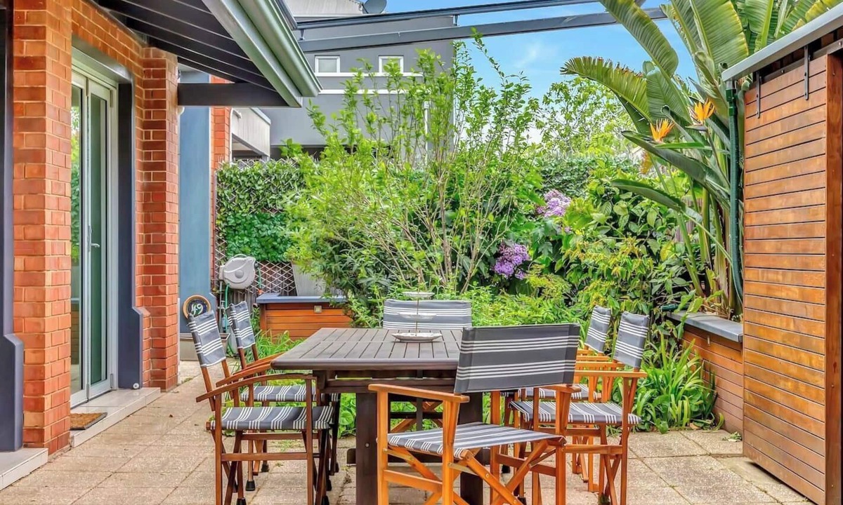 Torrensville Apartment | Parish Court A Unique Contemporary Conversion