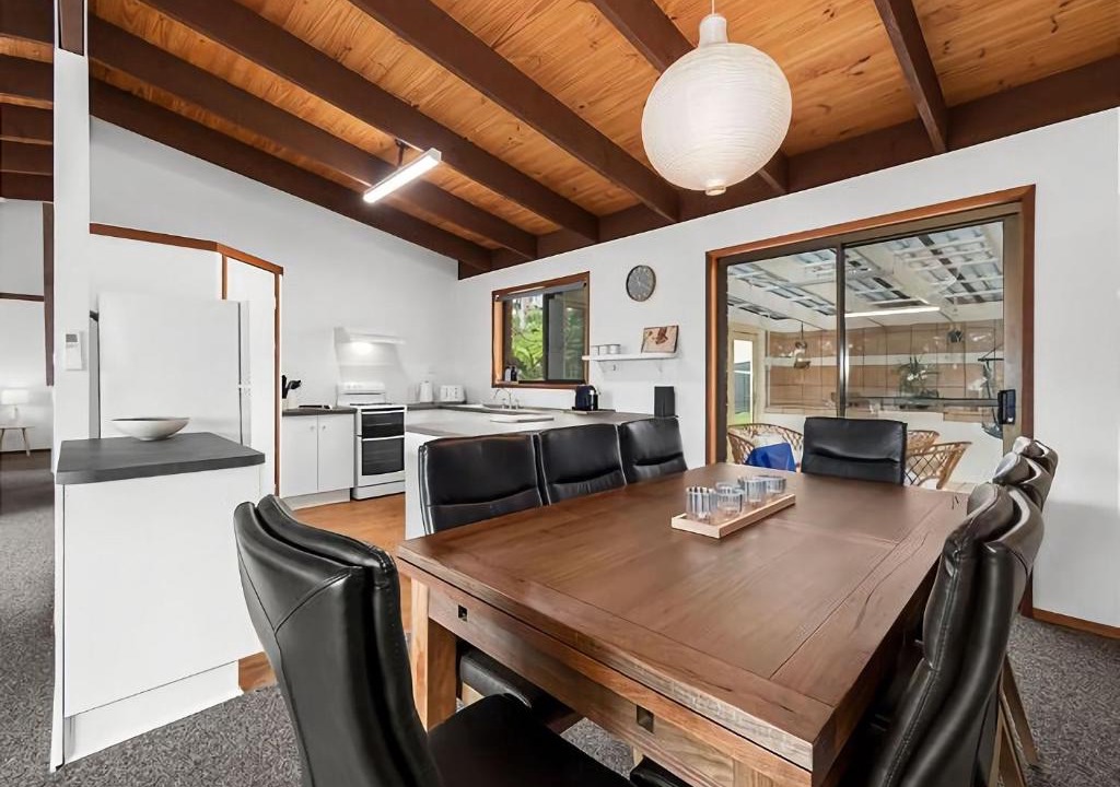 Surf Beach House | Park and Relax managed by Batemans Bay Accom