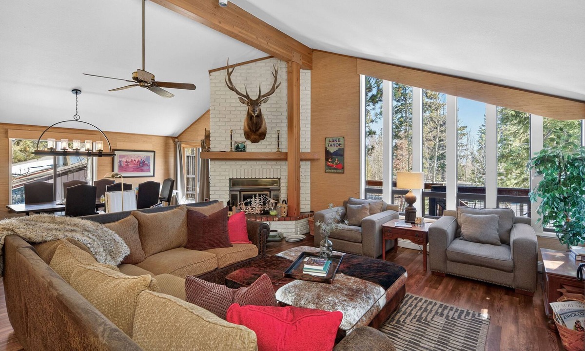 Tahoe Pines Cabin | Park Avenue Tahoe Lodge