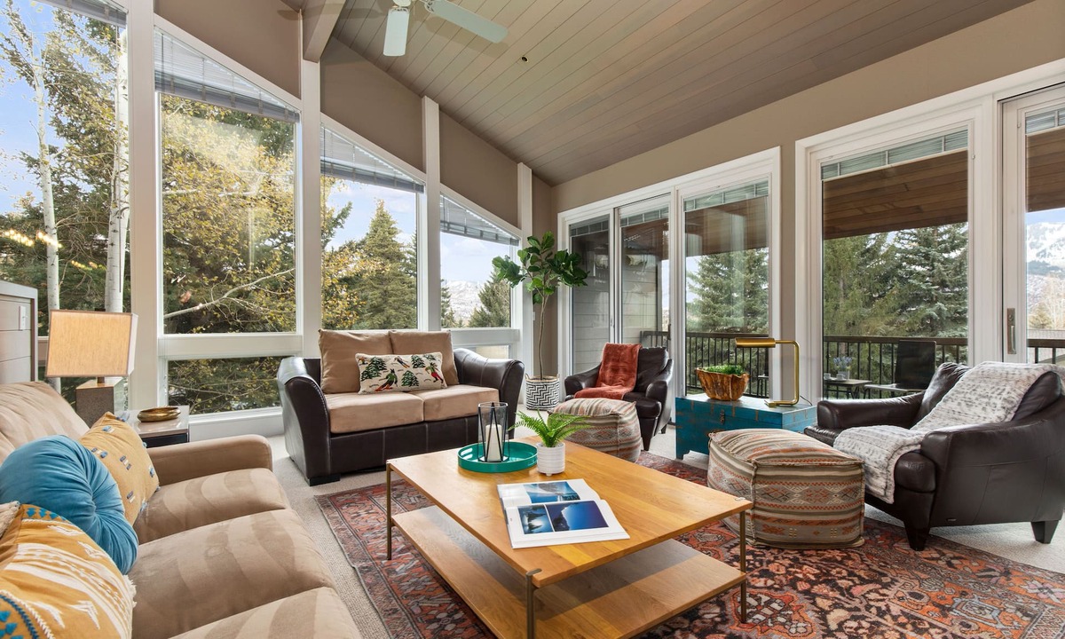 Park Meadows House | Park City Luxury Home - Hot tub + Great for Groups!
