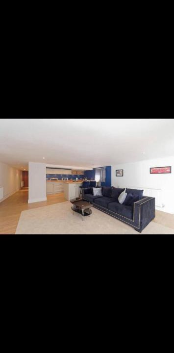 Harrogate House | Park drive the oval