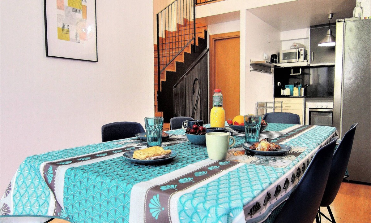 El Coll Apartment | PARK GÜELL GREAT & STYLISH TRIPLEX & PATIO