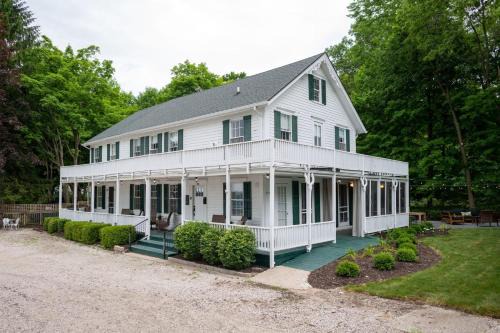 Saugatuck Bed & Breakfast | Park House Inn