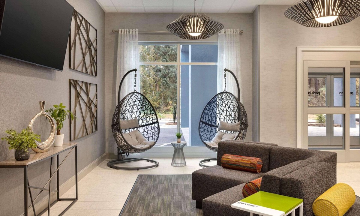 Florence Hotel | Park Inn by Radisson Florence, SC