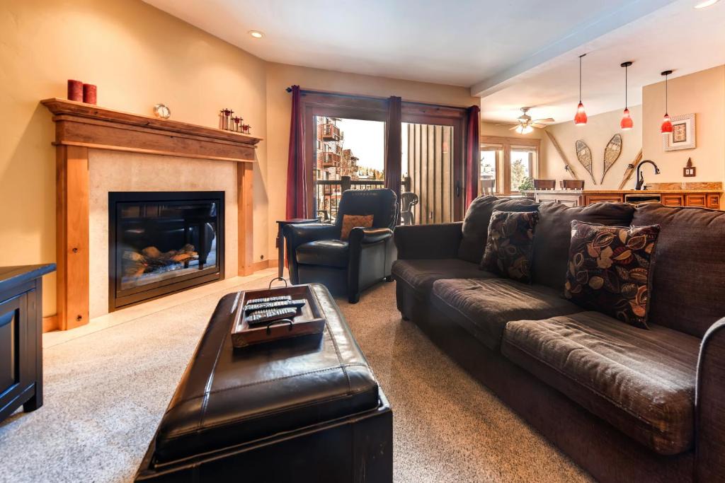 Historic District Apartment | Park Place B102