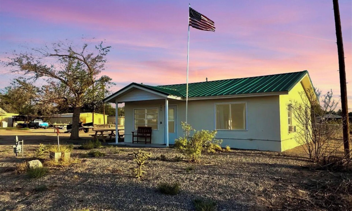 Dell City House | PARK RANGER GUEST HOUSE GUADALUPE MOUNTAINS NATIONAL PARK