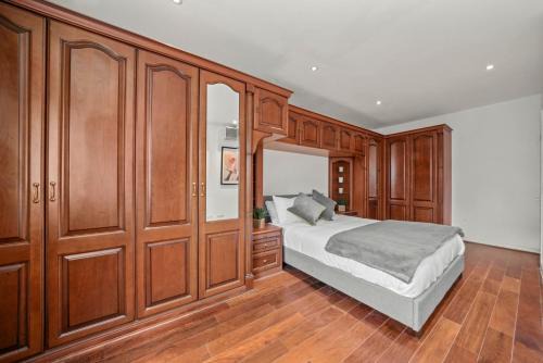 North Acton House | Park Royal Hububb Stay