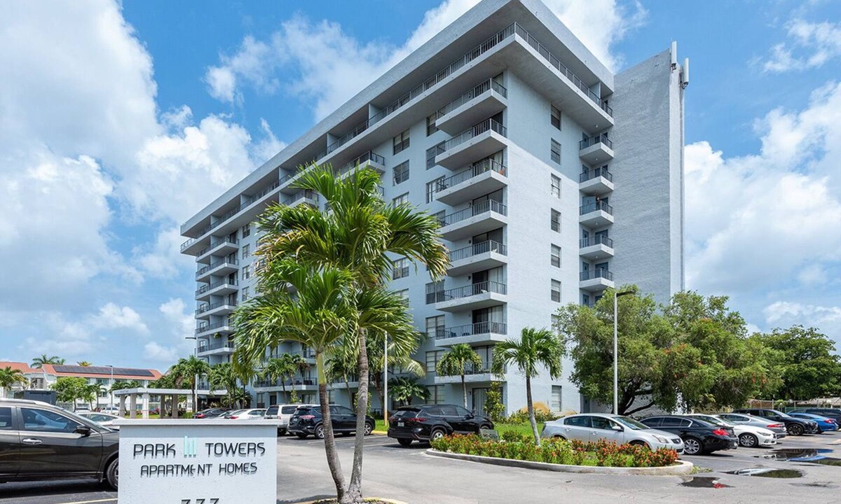 Golden Glades Apartment | Park Towers