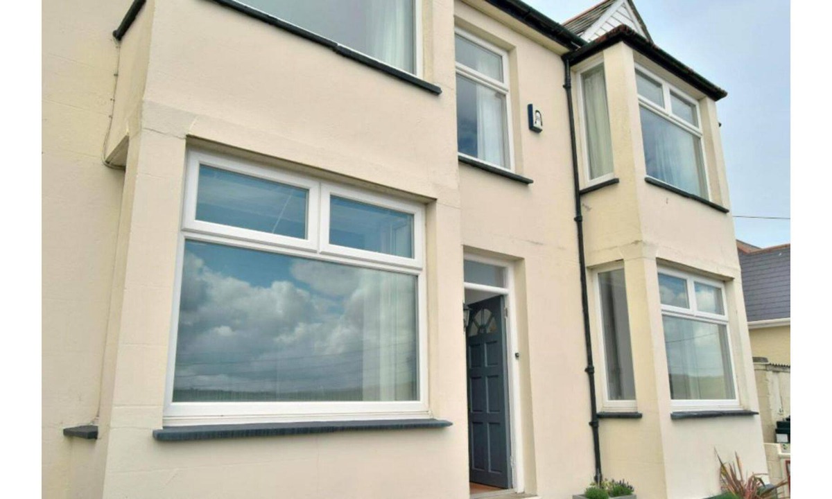 Perranporth House | Park View, Perranporth