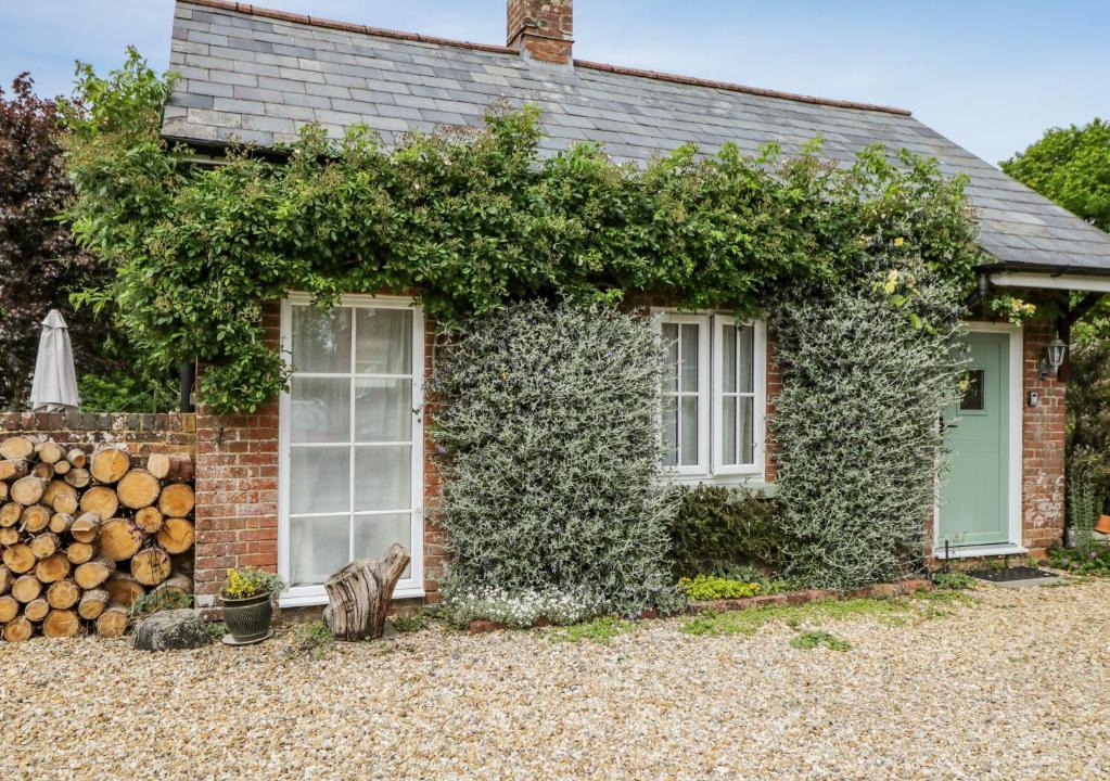 Sturminster Marshall House | Parkfield Cottage