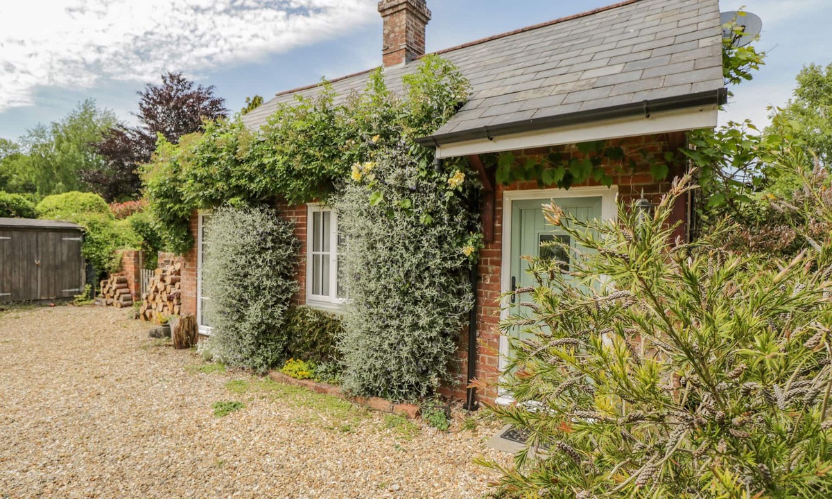 Sturminster Marshall Cottage | Parkfield Cottage