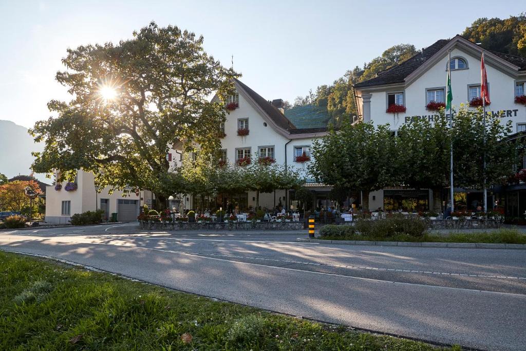 Weesen Hotel | Parkhotel Schwert - Self-Check-in