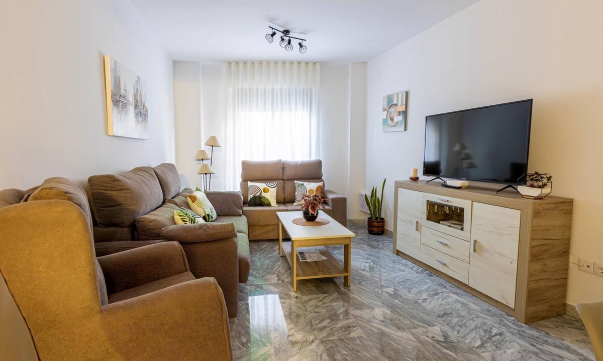 La Trinidad-San Juan y Todos los Santos Apartment | Parking. Entre Patios Centro