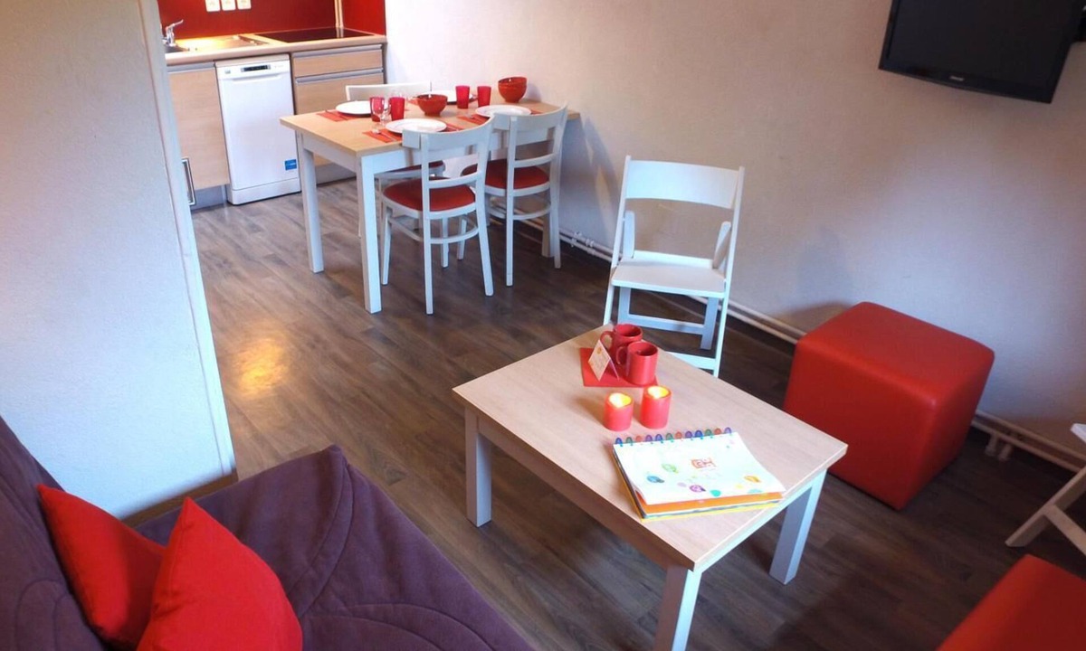 Saint-Lary-Soulan Apartment | Parking, tv, 25m², Saint Lary Soulan