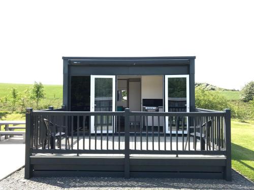 Askam and Ireleth Cabin | Parkknott Retreat