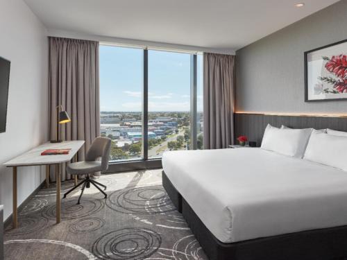 Clayton Hotel | PARKROYAL Monash Melbourne