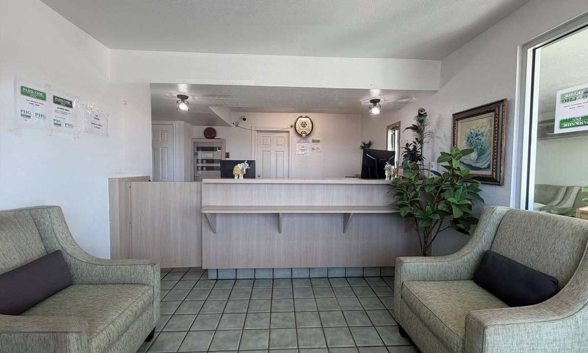 Sweetwater Hotel | Parkside Inn by PHG - Sweetwater