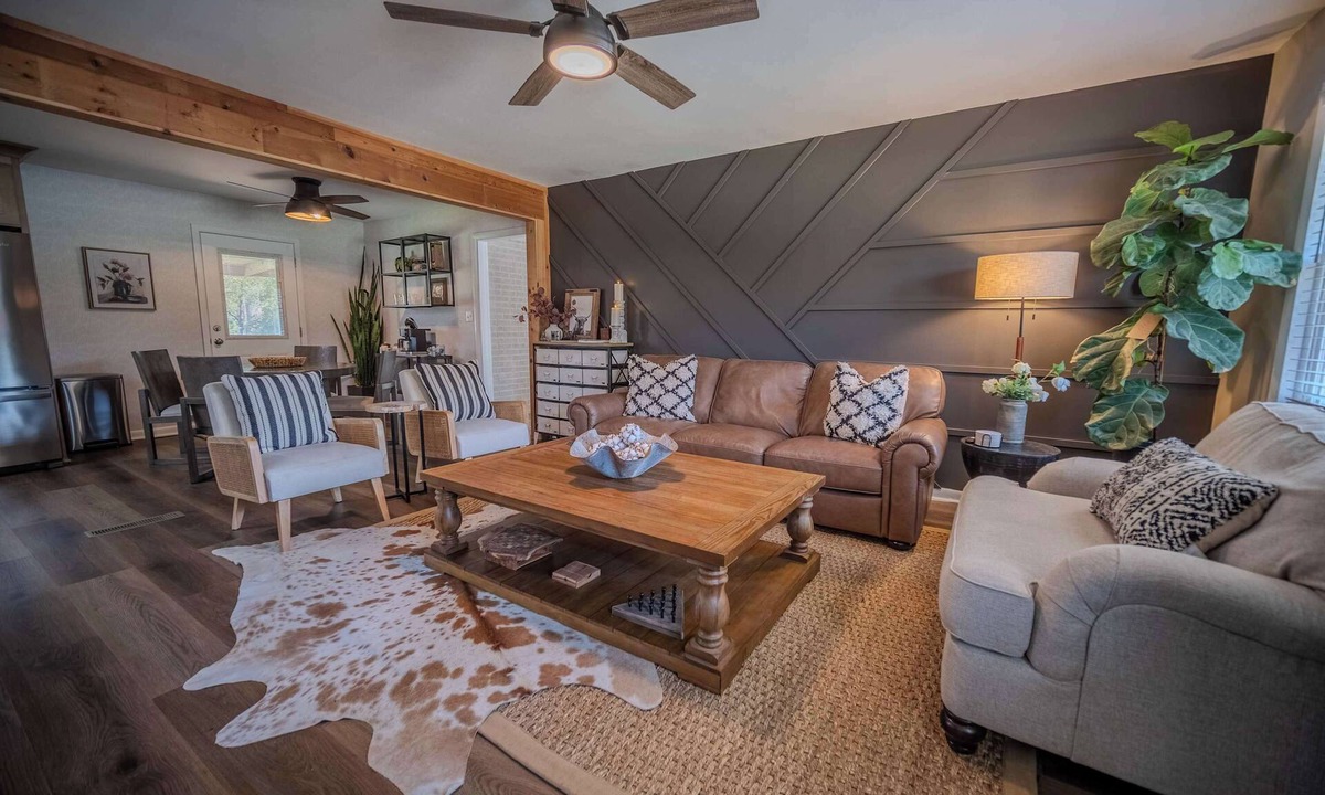 Clarkdale House | Parkside Place Entire Home in Acworth