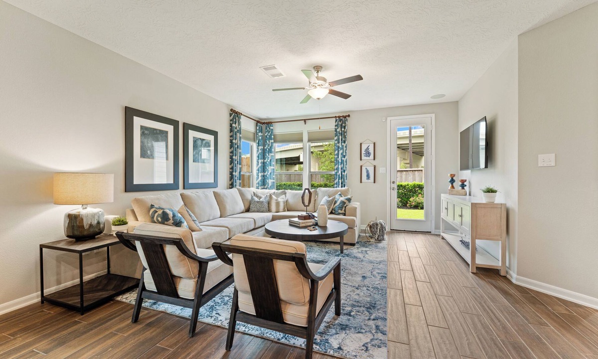 Magnolia House | Parkside Retreat Near TX Renaissance Festival