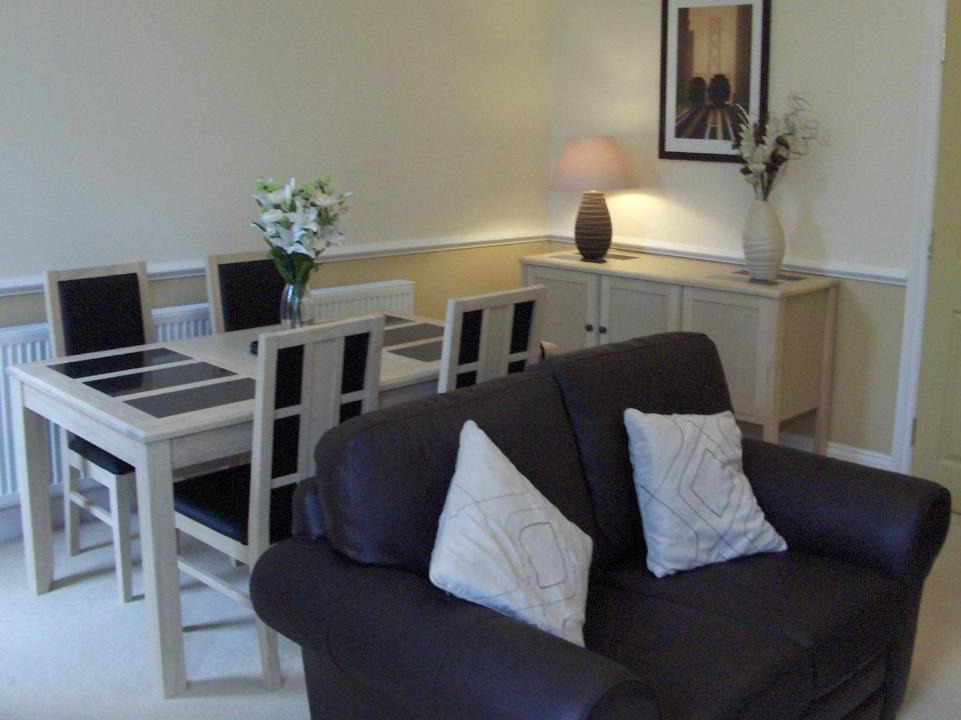 Plymouth Apartment | Parkview Apartment