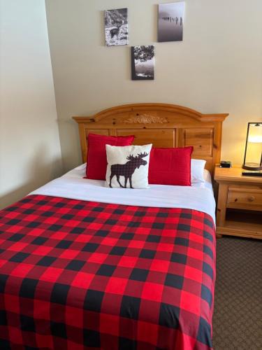 Wawa Hotel | Parkway Motel