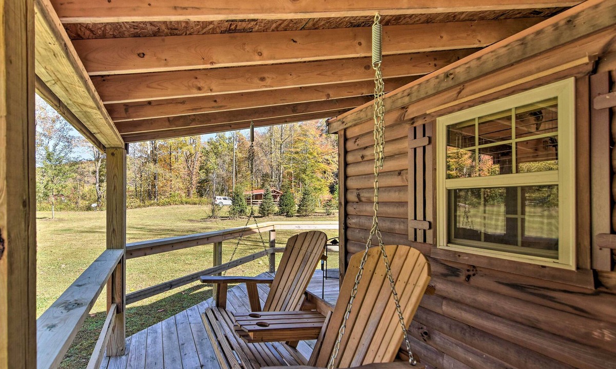 St George Cottage | Parsons Cabin w/Fire Pit & River Access!