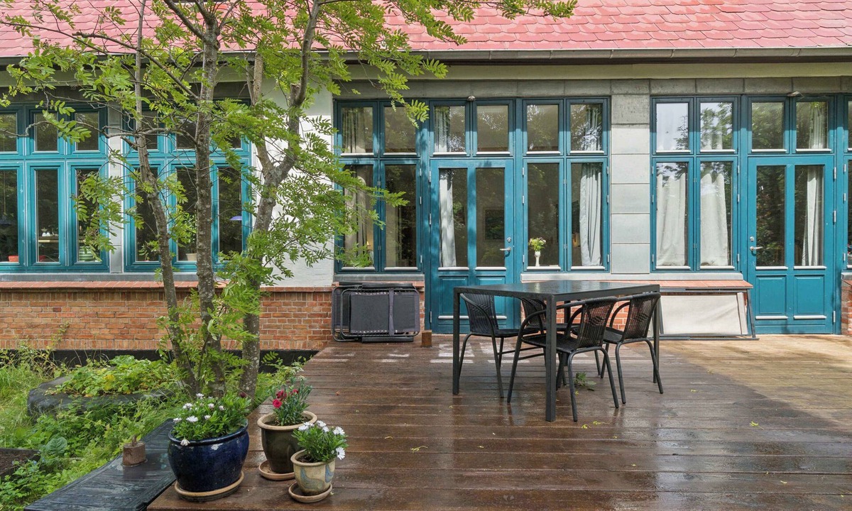 Østermarie Apartment | Part of a closed-down village school.