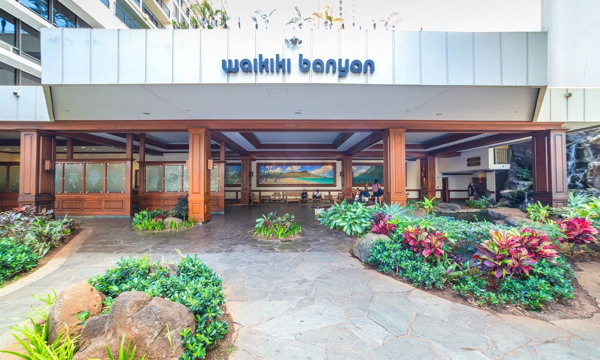 Waikiki Apartment | Partial Ocean View Condo with King or Queen Bed and Parking