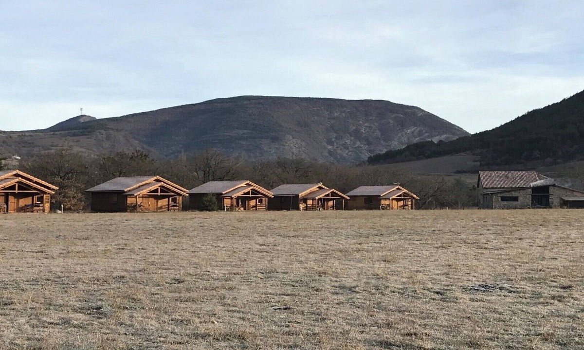 Jarjayes Ski Chalet | Pascal and Sabine welcome you all year long