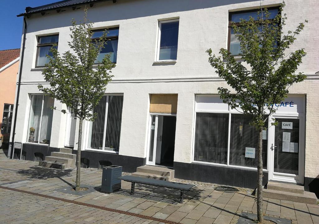 Kolind Bed & Breakfast | Pasescia Bed and Breakfast.